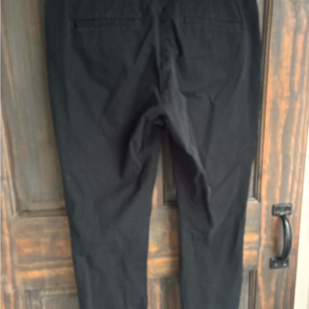 GAP Women's Black Skinny Pants